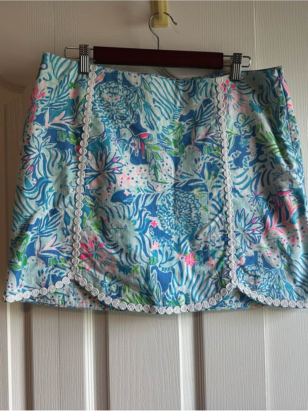 Lilly Pulitzer Blue Floral and Lion Mini Skort with Scallop Trim